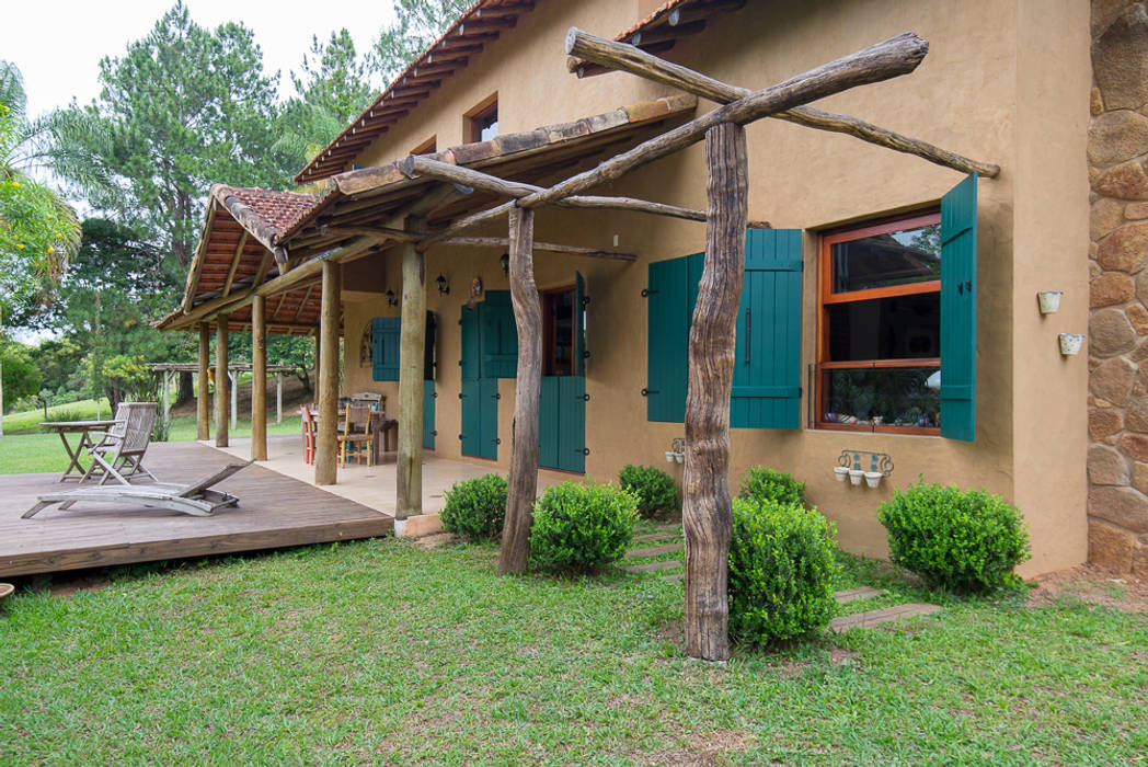 Residencia Villa Bela, Valquiria Leite Arquitetura e Urbanismo Valquiria Leite Arquitetura e Urbanismo Maisons rustiques