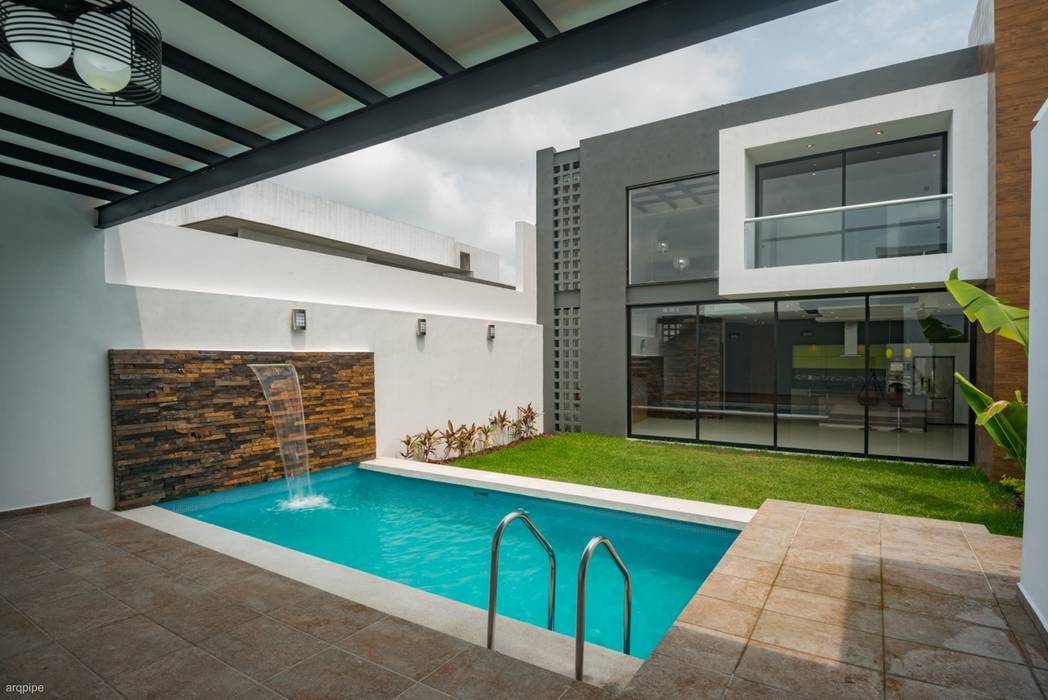 Casa Ax4, ROKA Arquitectos ROKA Arquitectos Minimalist pool Tiles