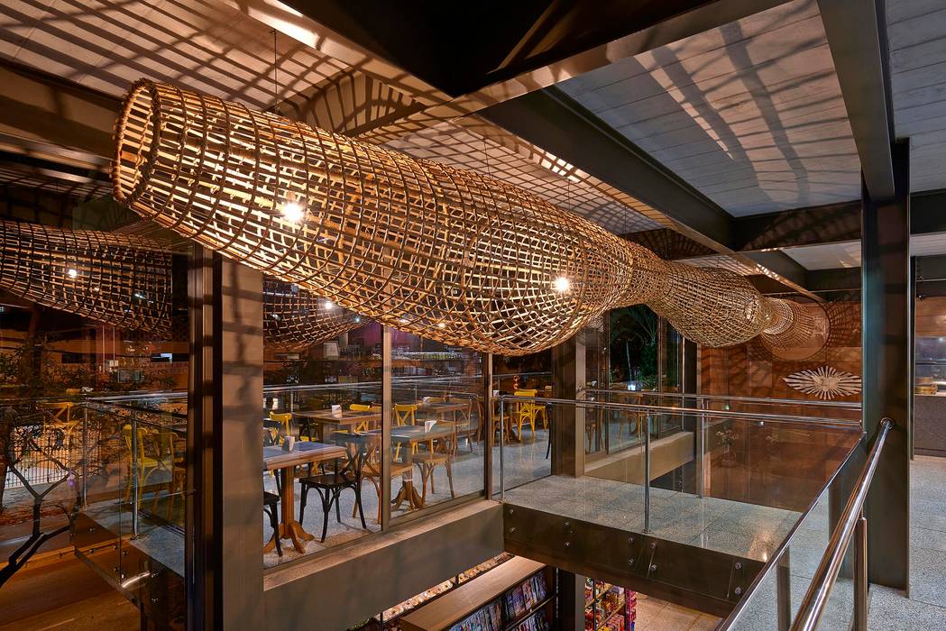 EMPÓRIO SANTA ISABEL, David Guerra Arquitetura e Interiores David Guerra Arquitetura e Interiores พื้นที่เชิงพาณิชย์ ร้านอาหาร