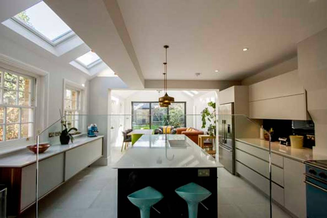 The stunning garden view kitchen extension and remodel, Cube Lofts Cube Lofts Modern kitchen