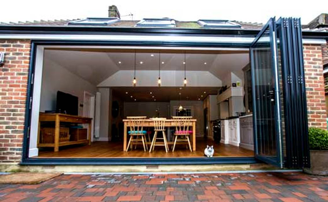 Kitchen Extension, Hinchley Wood, Cube Lofts Cube Lofts Nhà bếp phong cách hiện đại