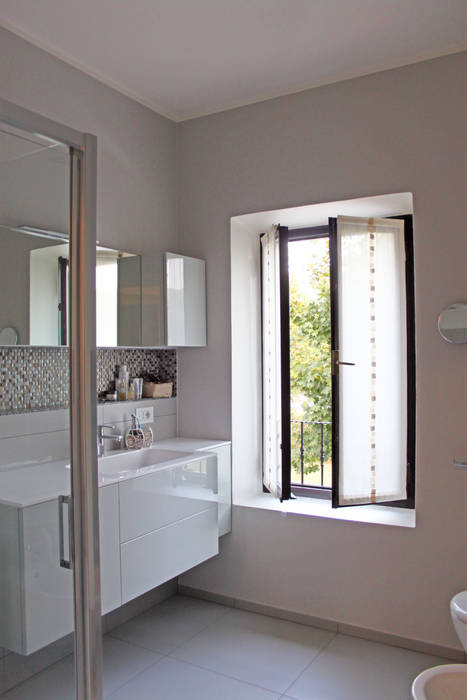 Relooking appartamento datato, SuMisura SuMisura 現代浴室設計點子、靈感&圖片