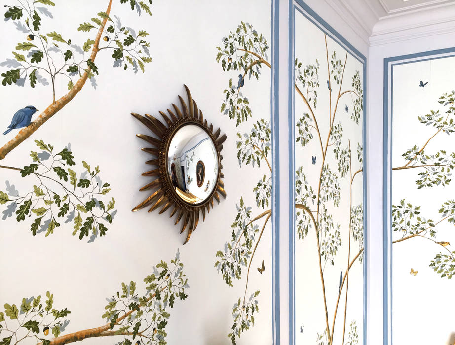 The renovation of Chambre Royale with Hand painted Wallpaper Snijder&CO Powierzchnie handlowe Hotele