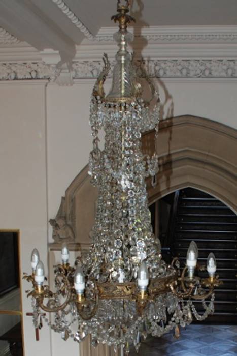 Chandeliers for Public School, Classical Chandeliers Classical Chandeliers Коридор, прихожая и лестница в классическом стиле