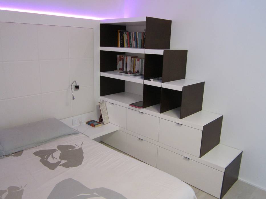 RESIDENZA PRIVATA - ATTICO, CARLO CHIAPPANI interior designer CARLO CHIAPPANI interior designer Minimalistische Schlafzimmer