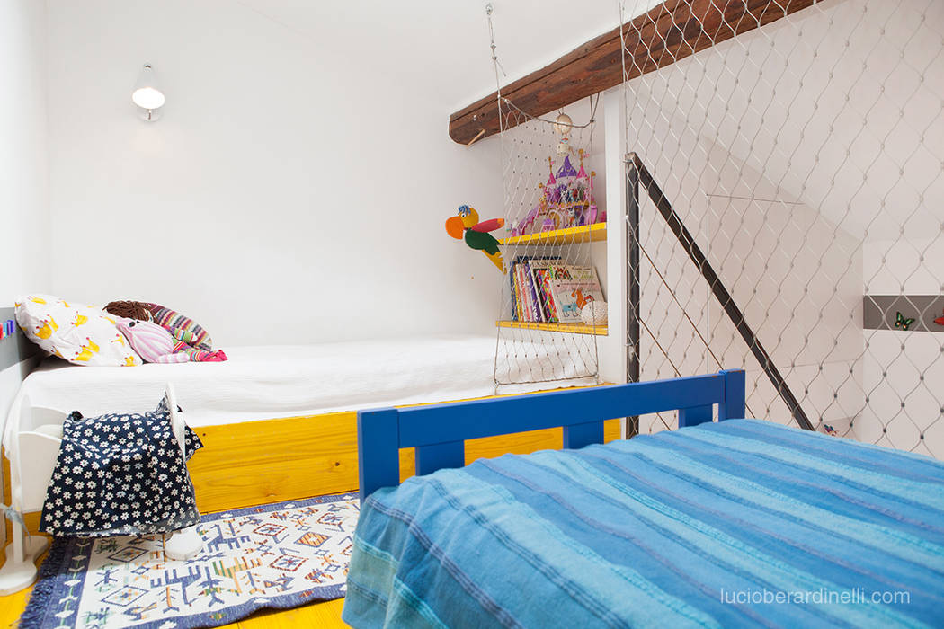 Casa Gion, senzanumerocivico senzanumerocivico Dormitorios infantiles