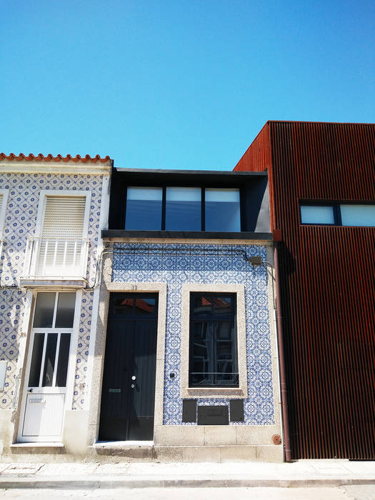 Casa dos Mercantéis, GRAU.ZERO Arquitectura GRAU.ZERO Arquitectura Minimalist houses