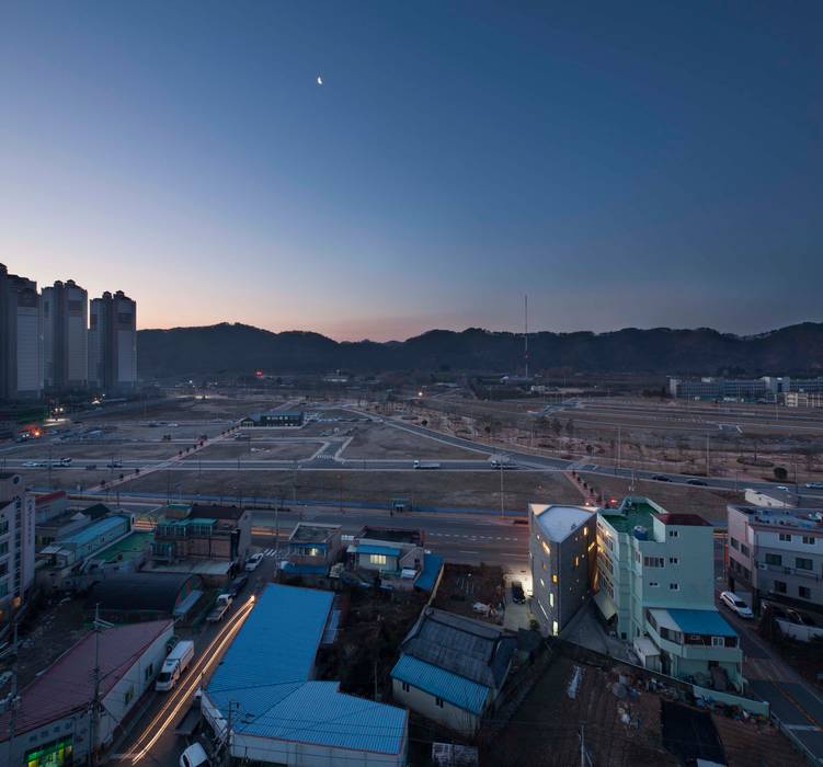 진주 판문동 근린생활시설 및 단독주택, 서가 건축사사무소 서가 건축사사무소 모던스타일 주택