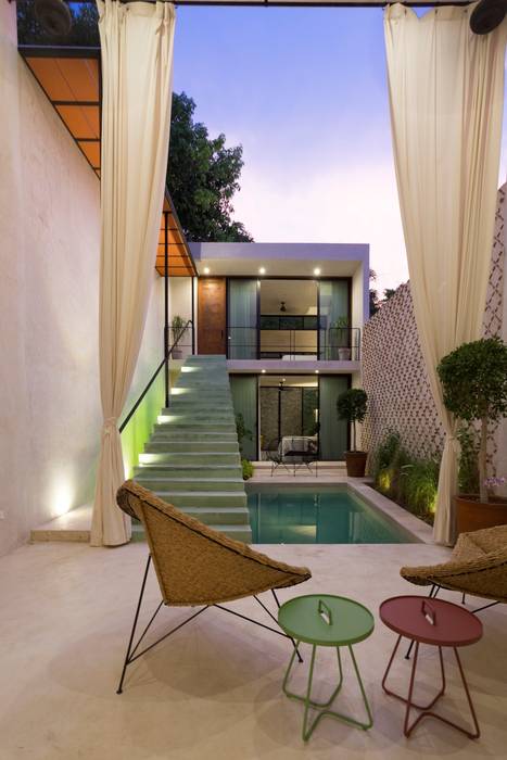 Casa del Limonero, Taller Estilo Arquitectura Taller Estilo Arquitectura 모던스타일 발코니, 베란다 & 테라스 콘크리트