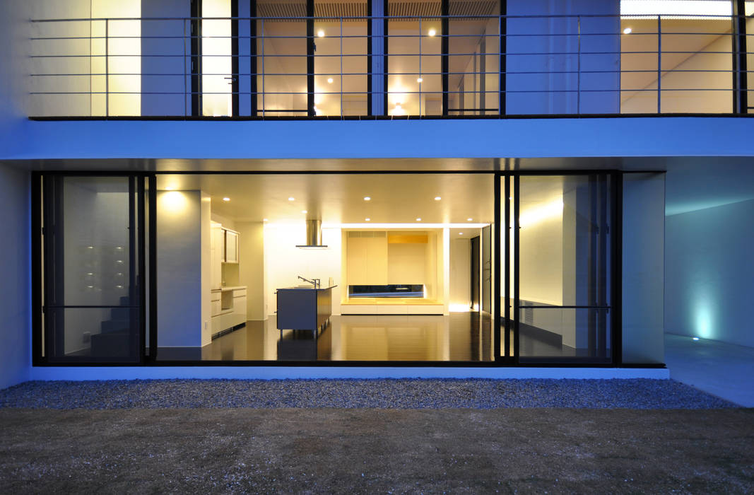 NKZT-HOUSE IN NANJO, 門一級建築士事務所 門一級建築士事務所 Puertas y ventanas modernas Aluminio/Cinc