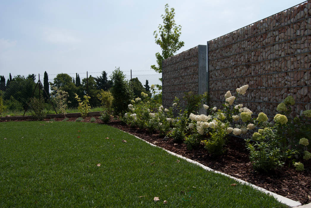 Modern garden, Lugo - Architettura del Paesaggio e Progettazione Giardini Lugo - Architettura del Paesaggio e Progettazione Giardini حديقة