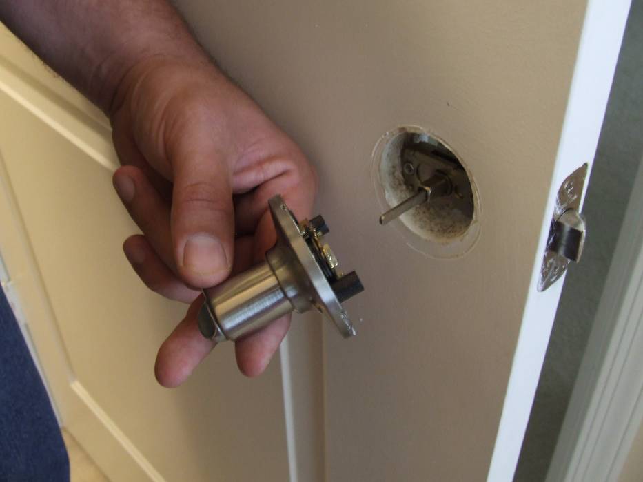 Door lock upgrades, BEST LOCKSMITHS DURBAN BEST LOCKSMITHS DURBAN