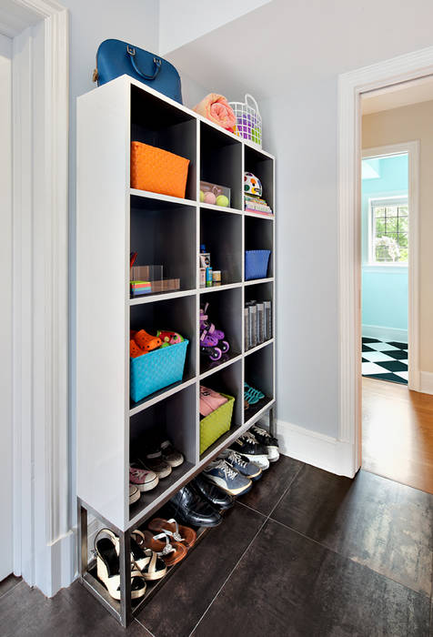 Mudroom Clean Design Modern Corridor, Hallway and Staircase