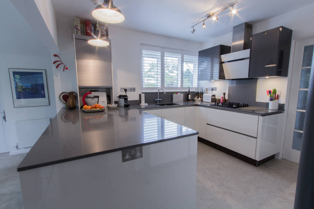 Practical Magic Eco German Kitchens Modern kitchen MDF Nobilia kitchen furniture,Mineral grey Quartzforms worktops,open plan design,Neff single oven,Neff combi microwave,Neff gas hob,integrated appliances,stainless steel tambour unit.