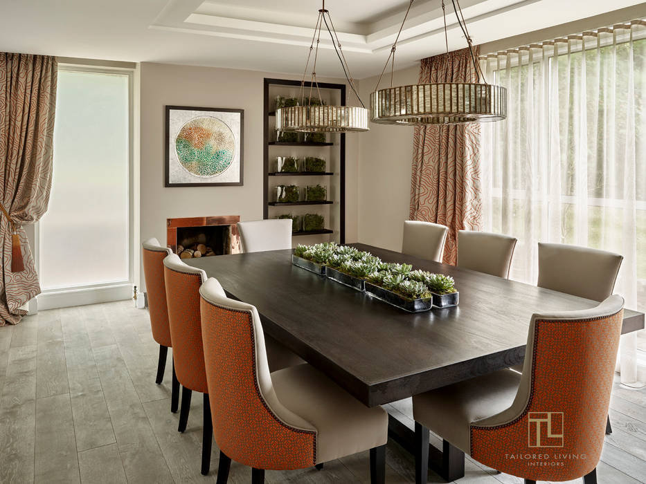 Elegant dining room Tailored Living Interiors Moderne Esszimmer Orange