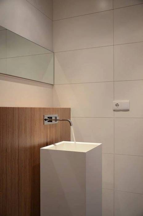 Casa de banho social, Dynamic444 Dynamic444 Modern bathroom Sinks