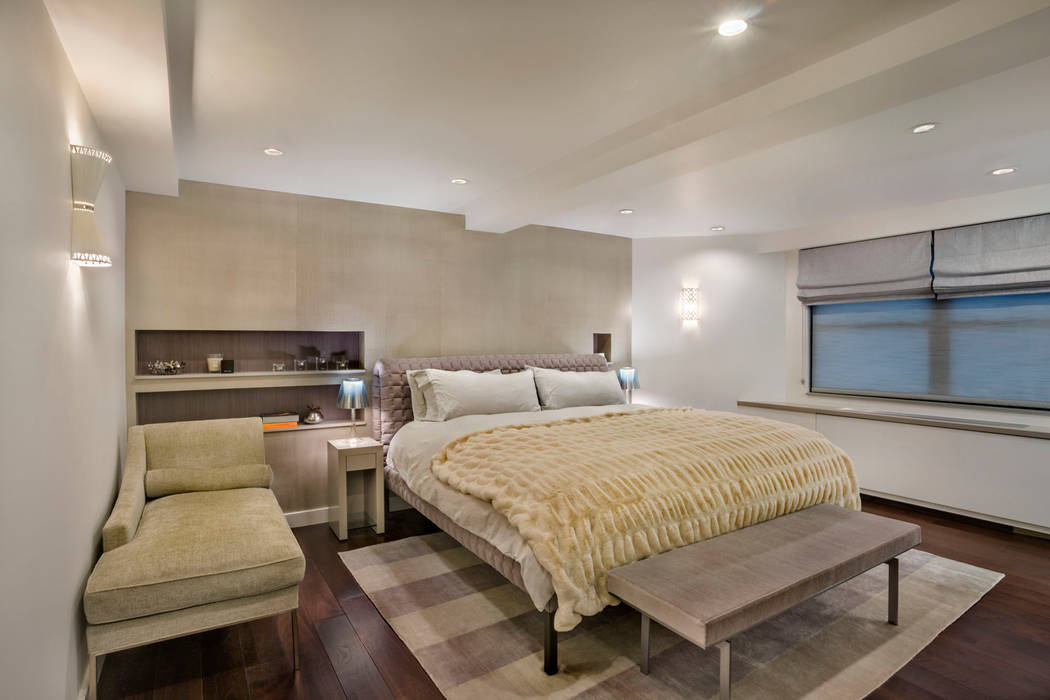 Laight Street Duplex, Rodriguez Studio Architecture PC Rodriguez Studio Architecture PC Modern Bedroom