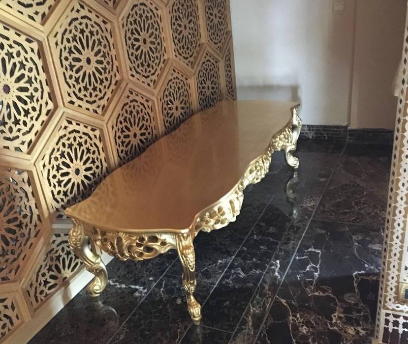 Arredo di Lusso per villa a Marrakech, VICIANI VICIANI Salones de estilo clásico Plata/Oro Mesas de centro y auxiliares