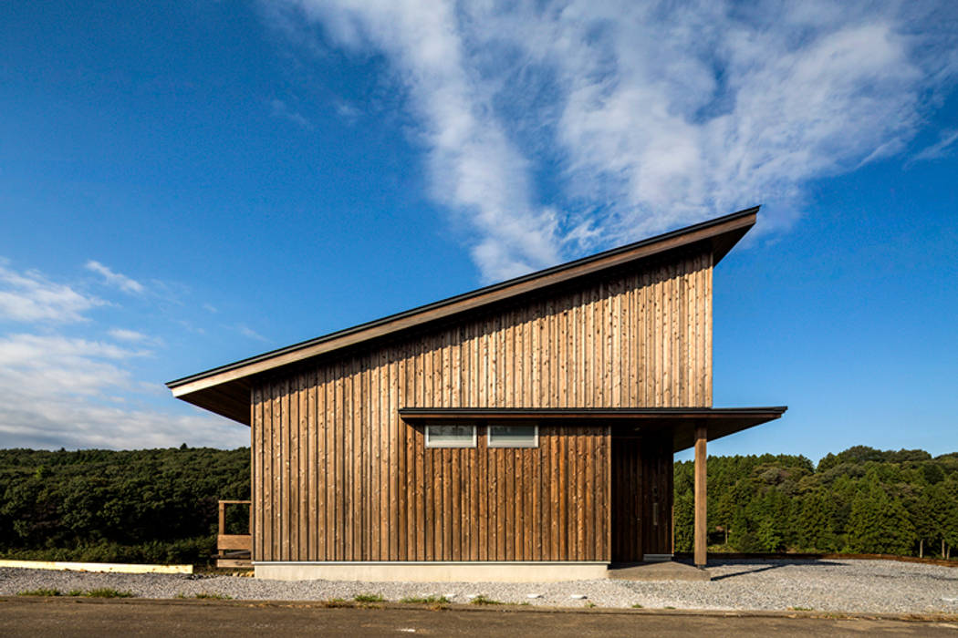 喜連川・桜ヶ丘の家, 中山大輔建築設計事務所/Nakayama Architects 中山大輔建築設計事務所/Nakayama Architects Hành lang, sảnh & cầu thang phong cách chiết trung