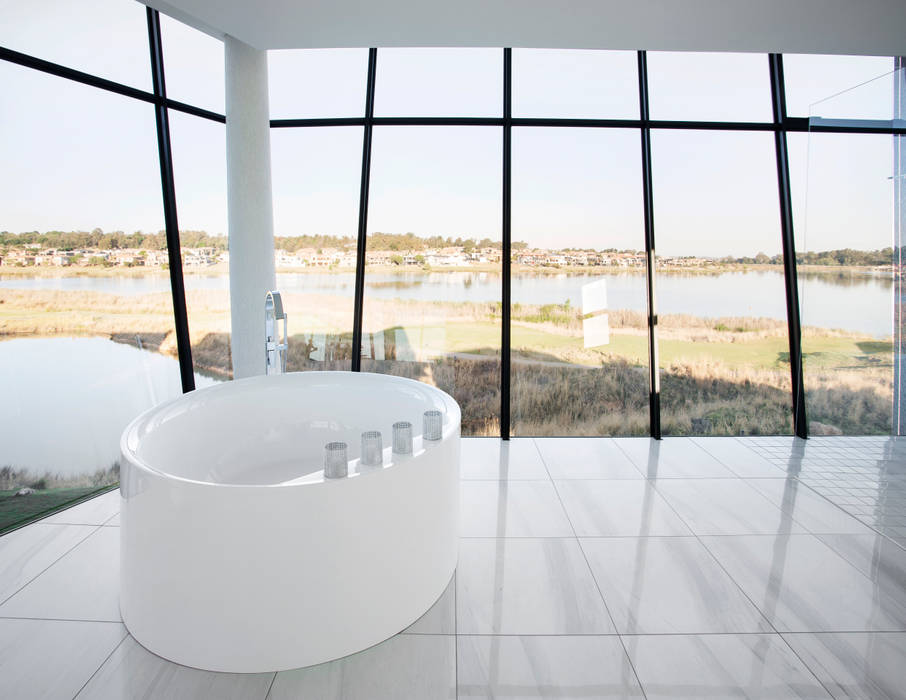 ULTRA MODERN RESIDENCE, FRANCOIS MARAIS ARCHITECTS FRANCOIS MARAIS ARCHITECTS Modern bathroom