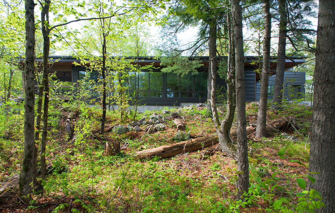 Frontenac House, Solares Architecture Solares Architecture Casas modernas