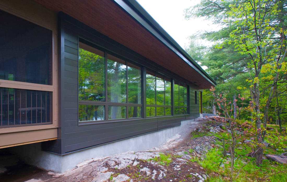 Frontenac House, Solares Architecture Solares Architecture モダンな 家