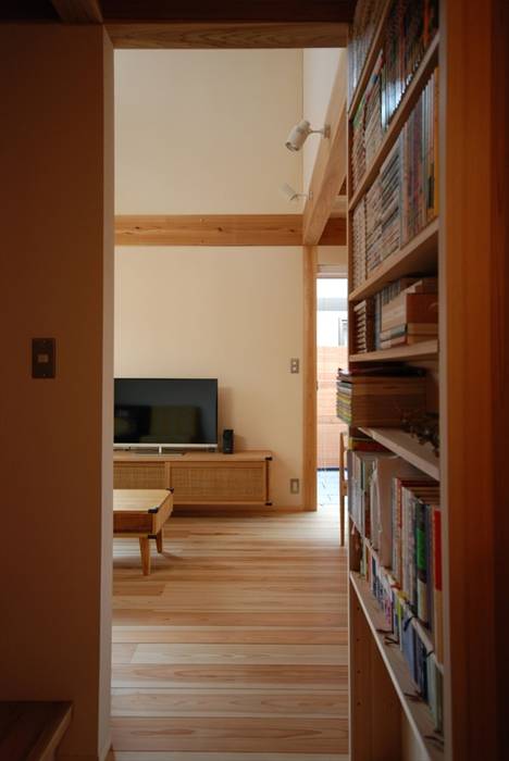 加木屋の家, 神谷建築スタジオ 神谷建築スタジオ Eclectic style living room