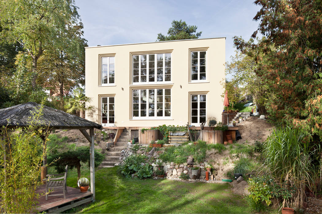 Haus Woltersdorf, Müllers Büro Müllers Büro Klassische Häuser Neubau, Einfamilienhaus, Fenster, große Fenster, bodentiefe Fenster, hell, geräumig, gemütlich, groß, Sprossenfenster