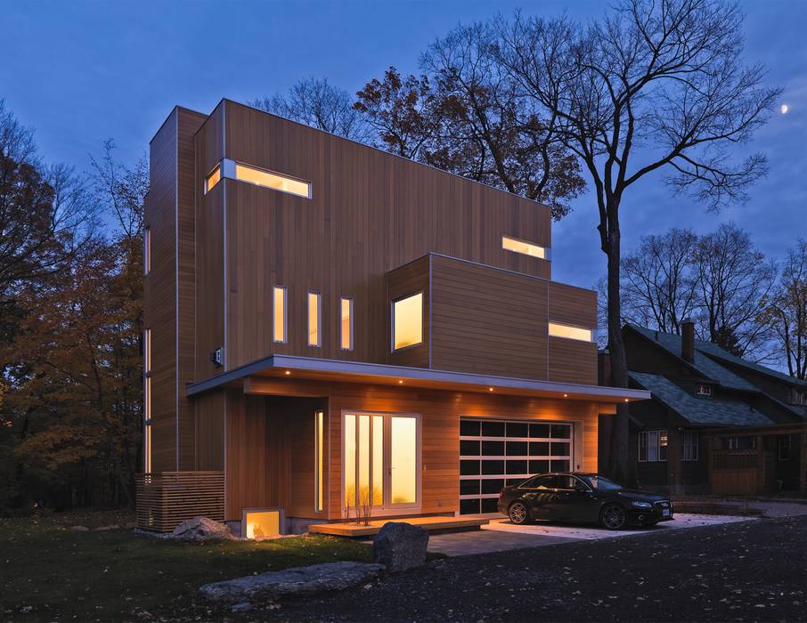 Lighthouse, Linebox Studio Linebox Studio Modern houses Sky,Plant,Tree,Window,Building,Siding,Residential area,Rural area,Facade,Tints and shades