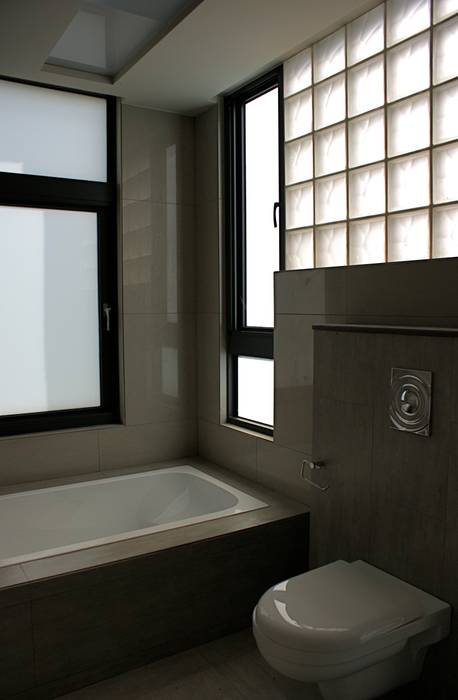 新埔 休閒別墅, 大也設計工程有限公司 Dal DesignGroup 大也設計工程有限公司 Dal DesignGroup 現代浴室設計點子、靈感&圖片