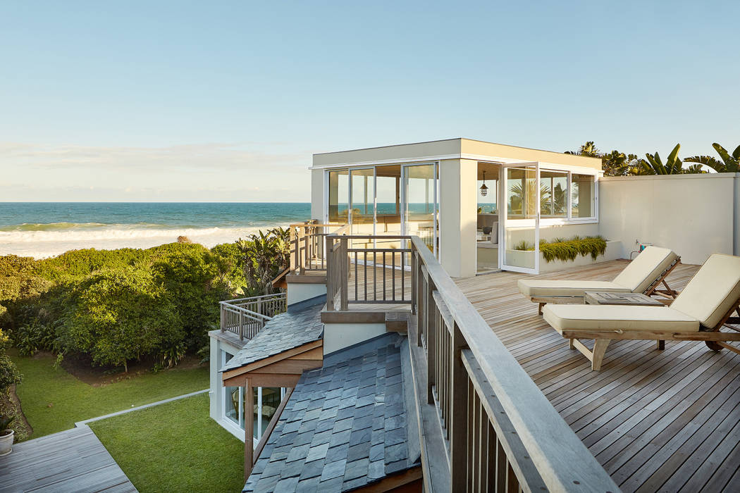 Exterior Deck JSD Interiors Multi-Family house Wood Wood effect exterior,view,deck,contemporary,beach house