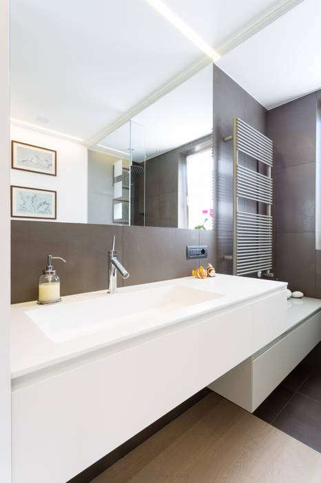 home LM, Lemayr Thomas Lemayr Thomas Minimalist style bathroom