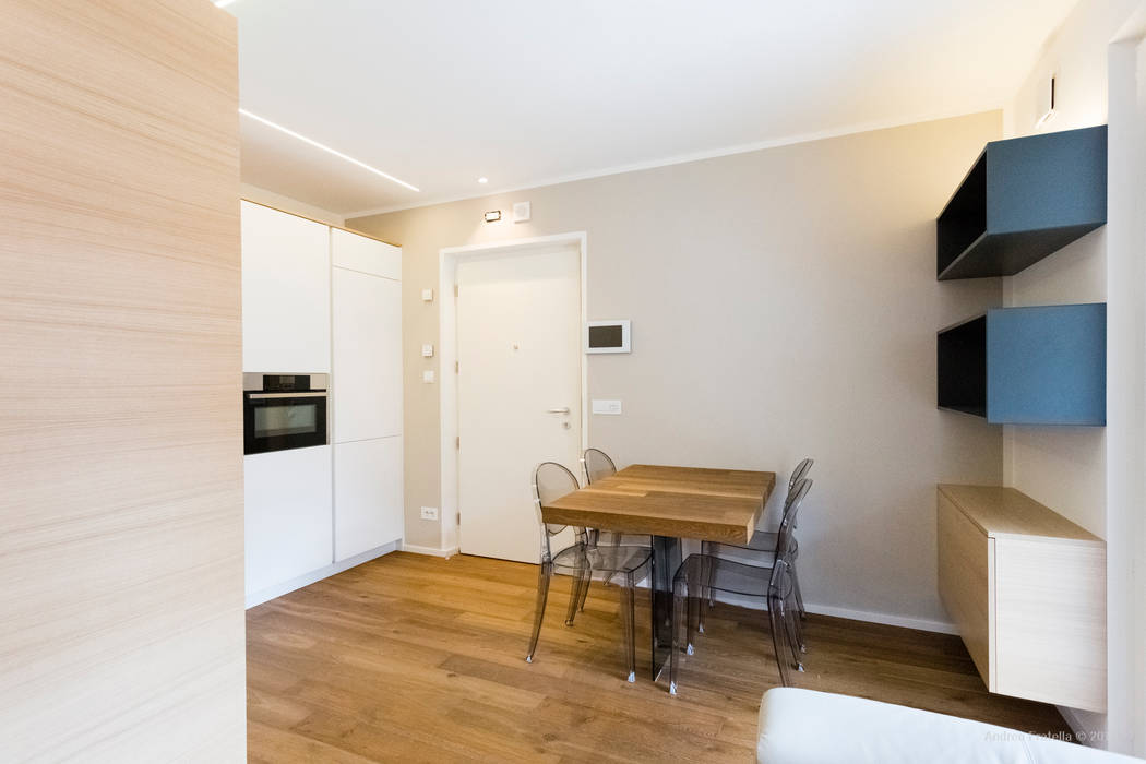 Piccolo appartamento open-space in edificio casa clima "A": Bello , Lemayr Thomas Lemayr Thomas Salas de estar minimalistas