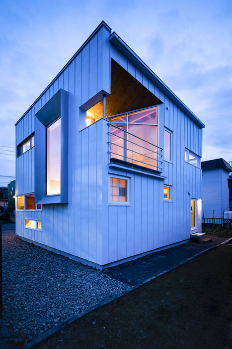 白箱の家（White BOX House）, 一級建築士事務所 Atelier Casa 一級建築士事務所 Atelier Casa Minimalist house Iron/Steel