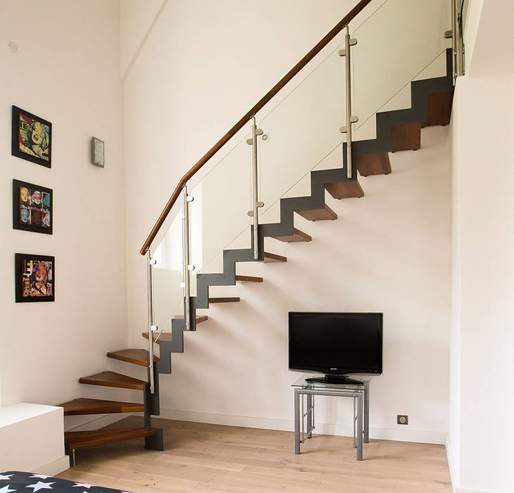 Escalier bois et métal, Passion Escaliers Passion Escaliers Modern corridor, hallway & stairs