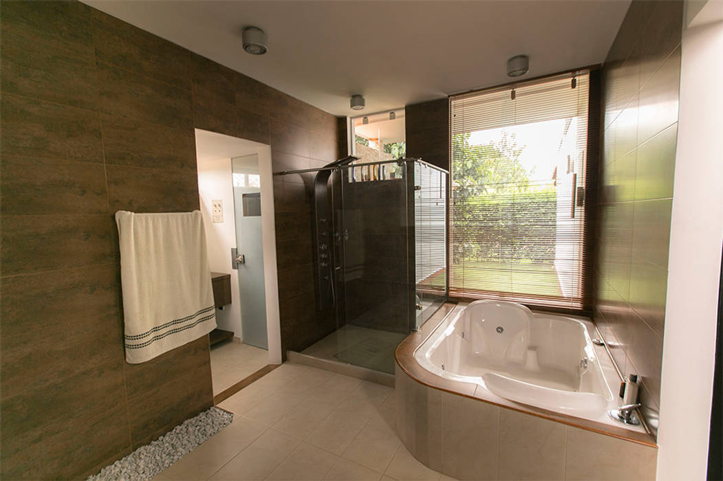 Casa de la Musica, Arquitectura Positiva Arquitectura Positiva Tropical style bathrooms