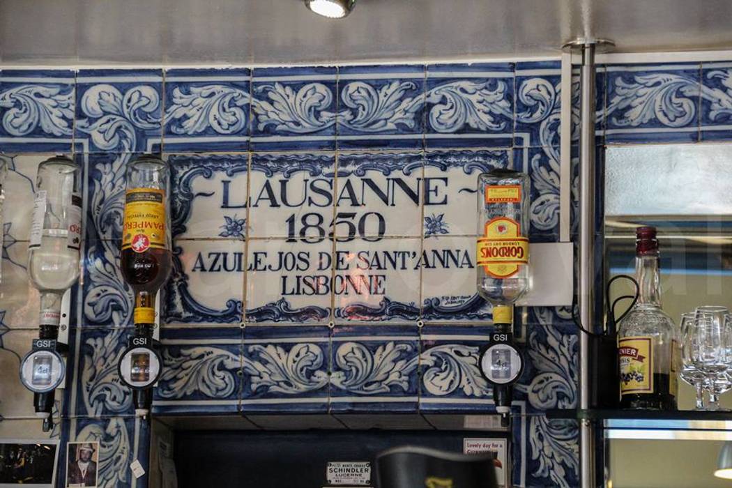 Restaurant - Lausanne 9 (Le P'tit Central), Sant'Anna Sant'Anna Classic style walls & floors Tiles