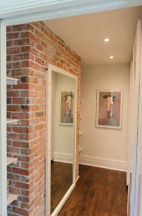 Rockcliffe Park Renovations, Jane Thompson Architect Jane Thompson Architect Classic style corridor, hallway and stairs