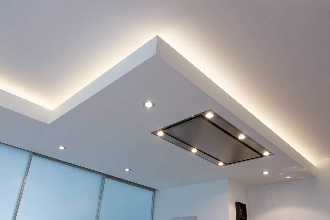 Deckenlüfter in der deckenabhängung mit lichtvoute moderne küchen von
