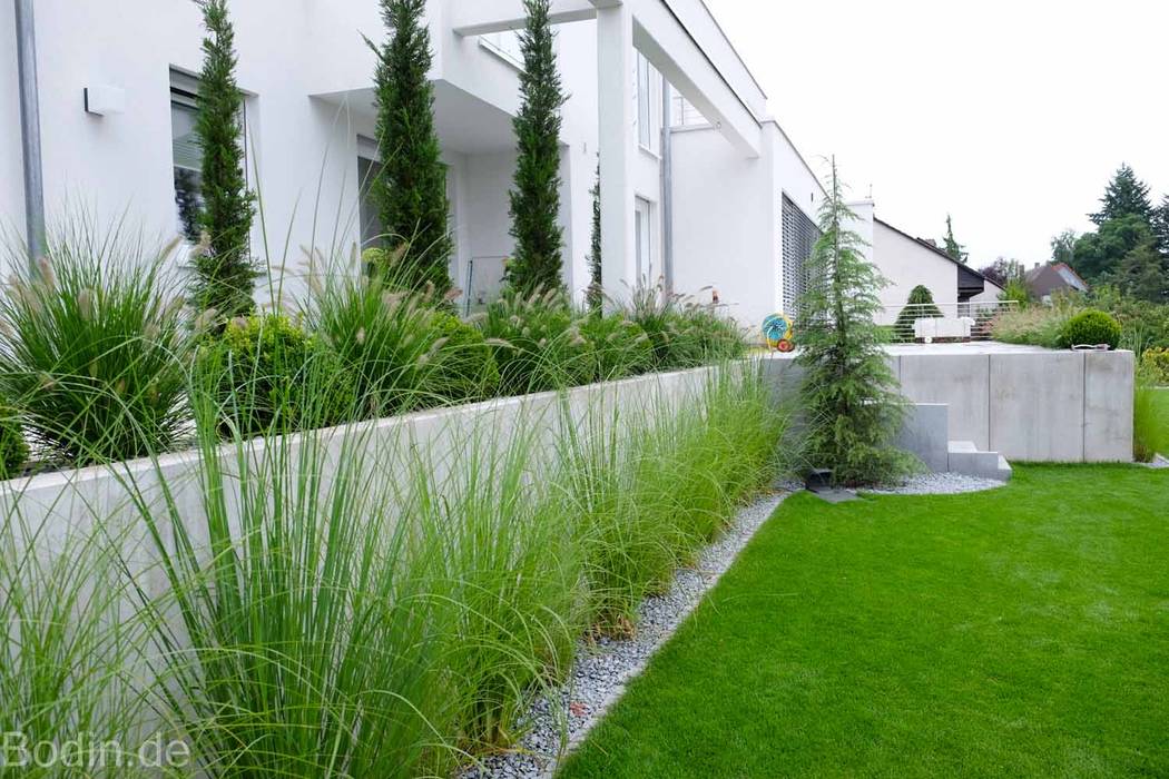 Modern und minimalistisch: Gartengestaltung im Bauhausstil, Bodin Pflanzliche Raumgestaltung GmbH Bodin Pflanzliche Raumgestaltung GmbH Jardin moderne