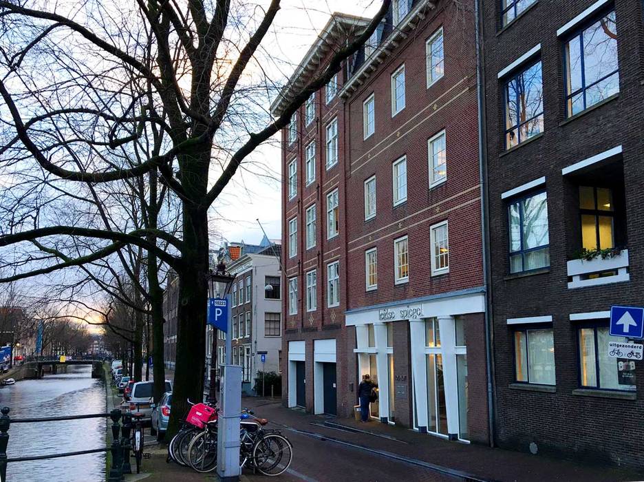 Eclectiq IQ offices - Amsterdam, Roof Design Studio Roof Design Studio Espaços de trabalho ecléticos