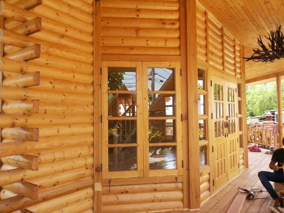 Log home นาคนิวาส44, Sukjai Logcabin Partnership Sukjai Logcabin Partnership พื้นที่เชิงพาณิชย์ ไม้จริง Multicolored อาคารสำนักงาน