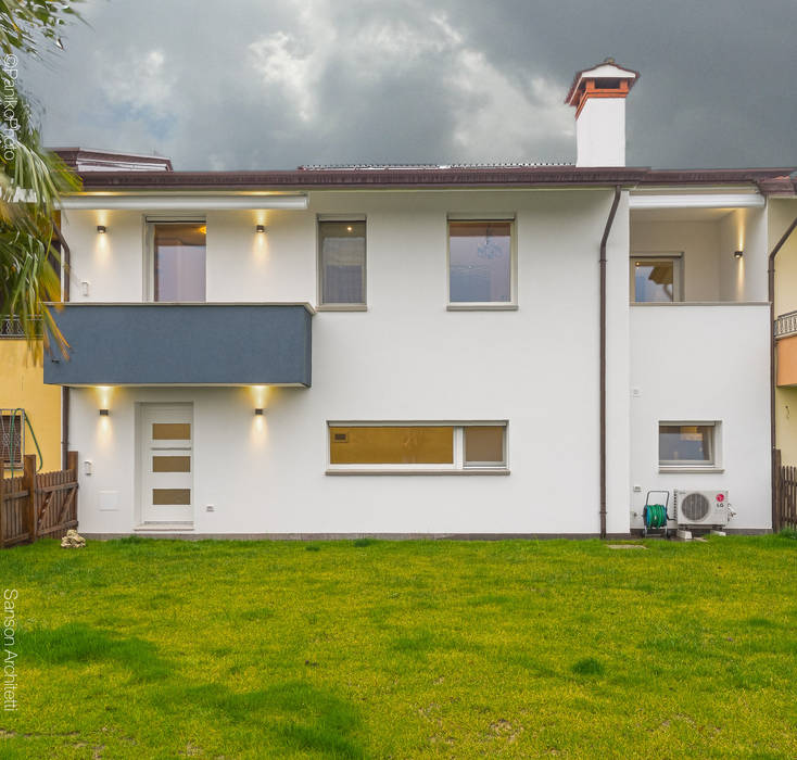 SF HOUSE, SANSON ARCHITETTI SANSON ARCHITETTI Case in stile minimalista