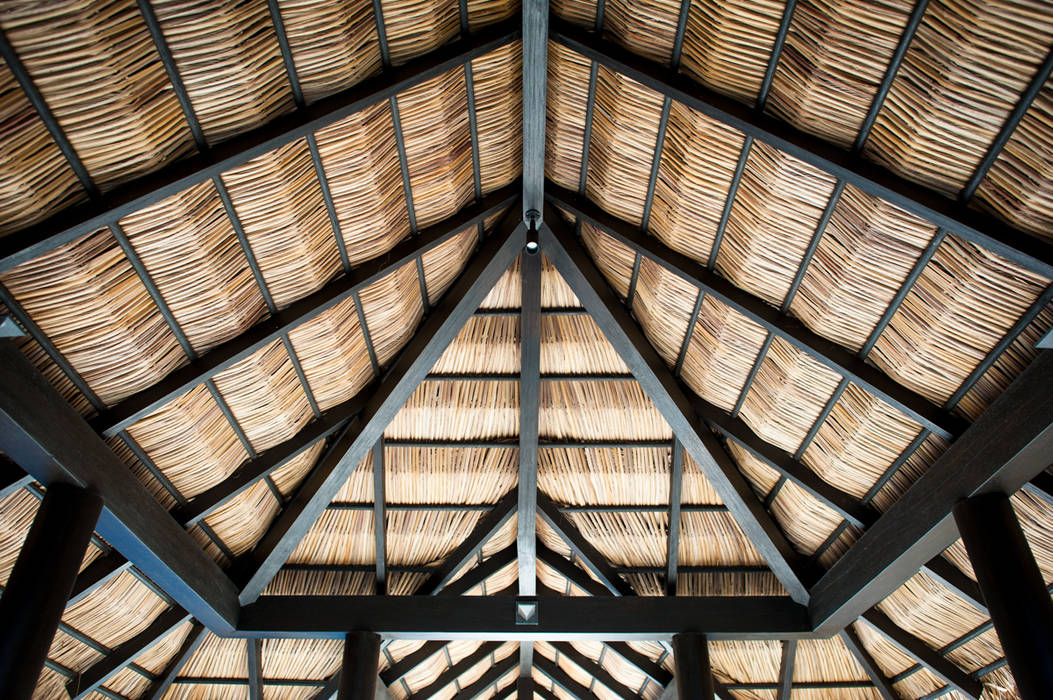 Fotografía de arquitectura - Villa Siriyana, Punta Mita, Nayarit, Arcencielstudio Arcencielstudio 熱帶式走廊，走廊和樓梯