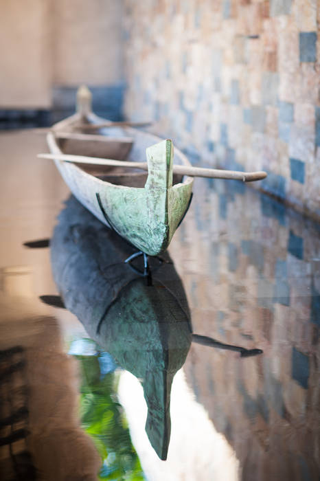 Fotografía de arquitectura - Villa Siriyana, Punta Mita, Nayarit, Arcencielstudio Arcencielstudio Tropical style corridor, hallway & stairs