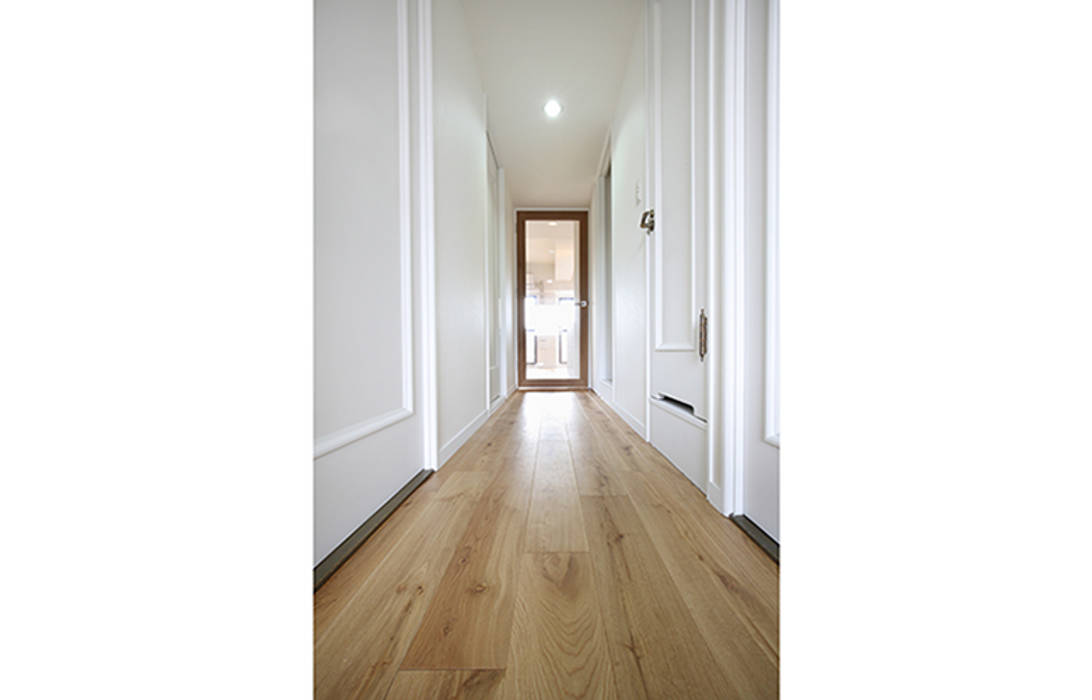 府中町の家Ⅱ, SWITCH&Co. SWITCH&Co. Eclectic corridor, hallway & stairs