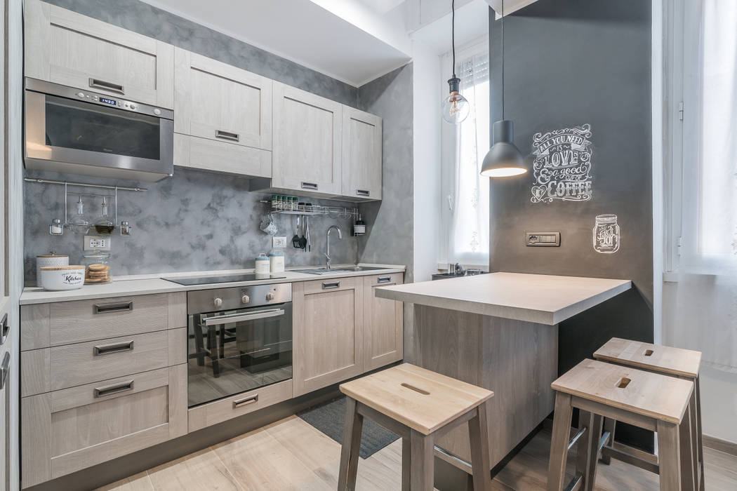 Ristrutturazione appartamento Roma, Pigneto, Facile Ristrutturare Facile Ristrutturare Modern Kitchen