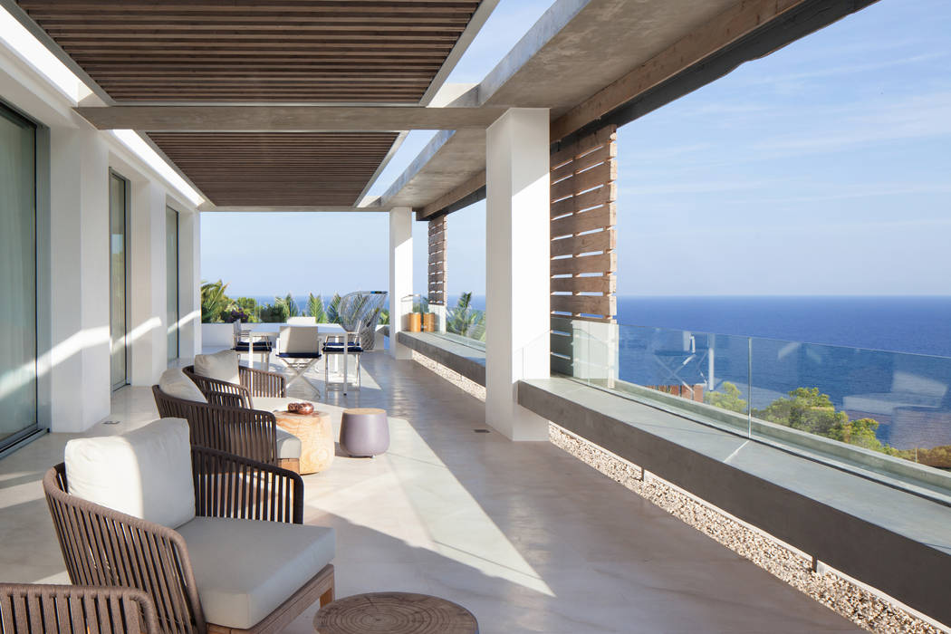 Roca Llisa, ARRCC ARRCC Modern balcony, veranda & terrace