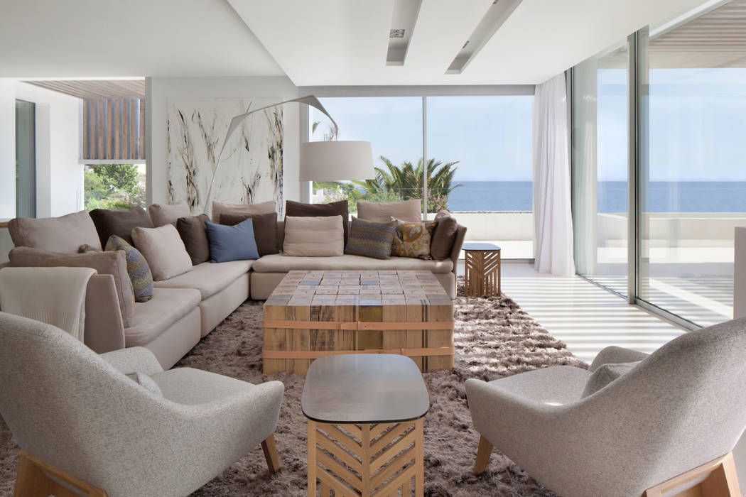Roca Llisa, ARRCC ARRCC Modern living room