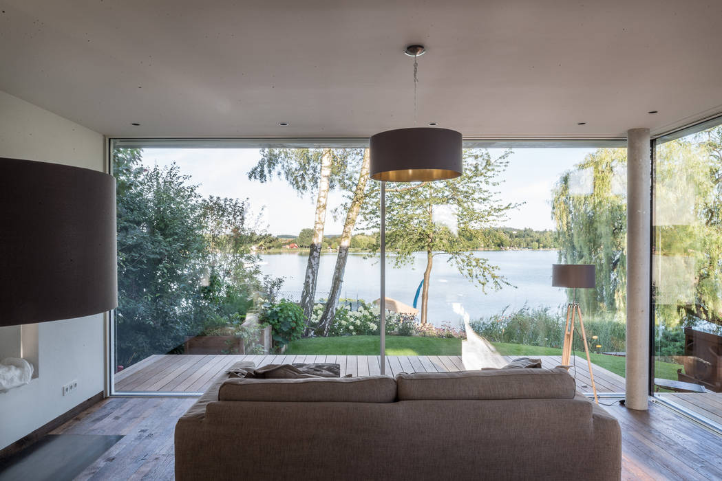 Haus Am See 2 Moderne Wohnzimmer Von Burckhardt Metall Glas Gmbh